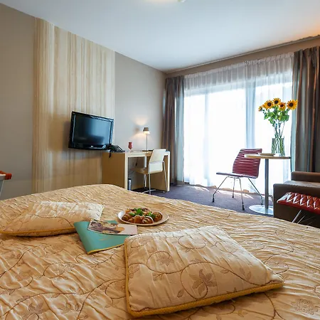 Otel Niebieski Art &