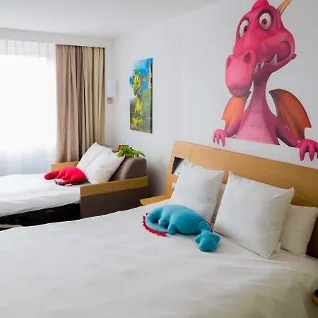 Hotel Novotel West