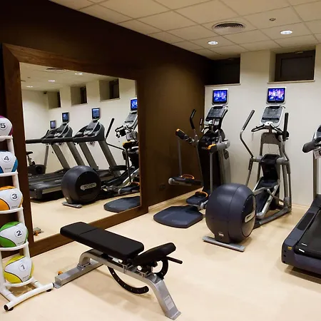 Hilton Garden Hotel 4*