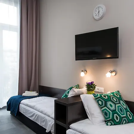 Aparthotel Happy Tower 3*