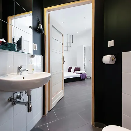 Aparthotel Happy Tower