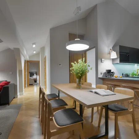Stradonia Serviced 4* Krakow