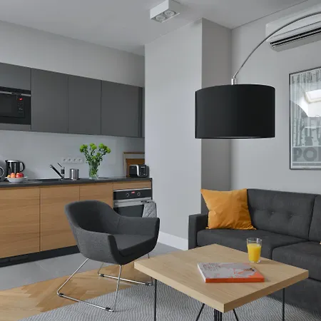 Stradonia Serviced Aparthotel 4*