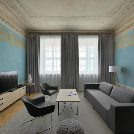 Stradonia Serviced Aparthotel