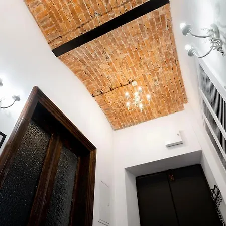 Ceglane Sufity Apartment