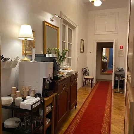 Apart Otel Maria 2*