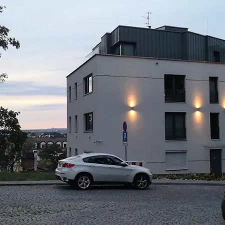 Hill Apartmán