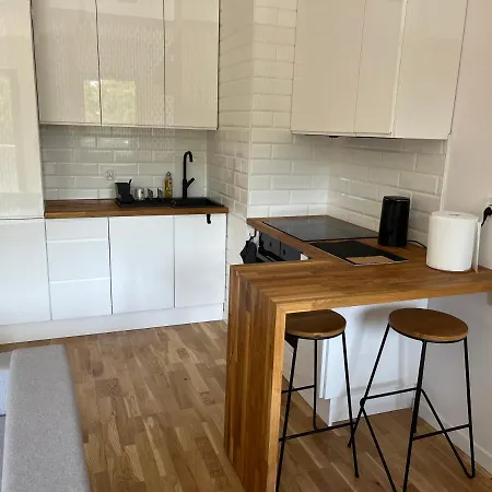 Modern Studio 1.6km From Main Train Station Apartment *