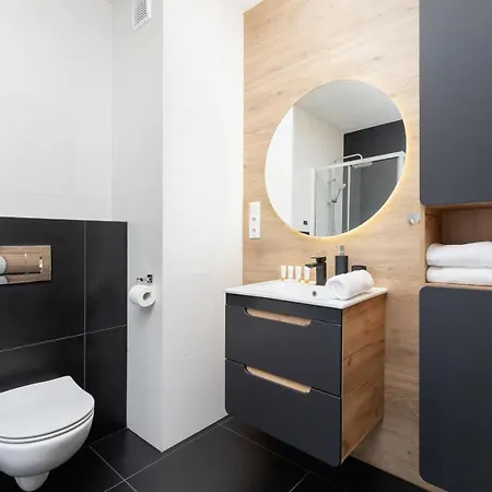 Salsa Cracow By Renters *