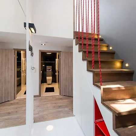 Apartament Miodowa *
