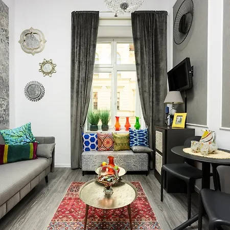 Apartment Native Studencka 25 *