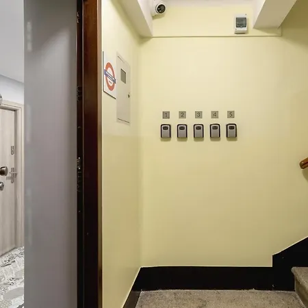 Apartment Underground Kielecka Rondo Mogilskie By Renters Krakow