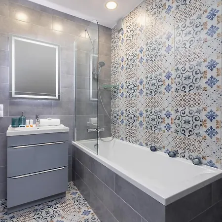 Underground Kielecka Rondo Mogilskie By Renters Apartment Krakow