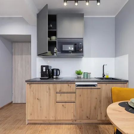 Underground Kielecka Rondo Mogilskie By Renters Apartment *
