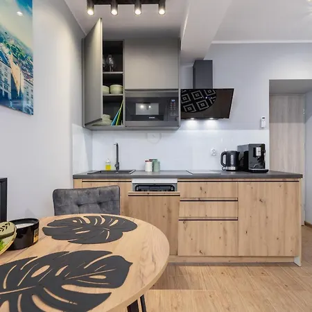 Apartment Underground Kielecka Rondo Mogilskie By Renters