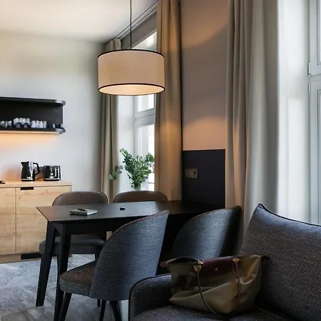 H11 Aparthotel Krakow