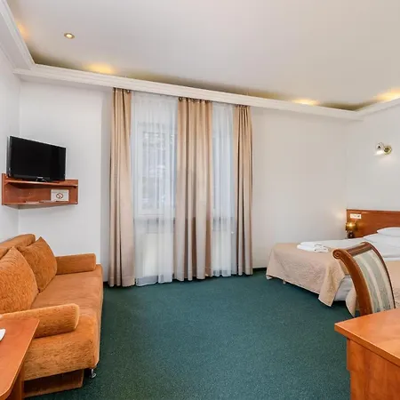 Hotel Artur Krakov