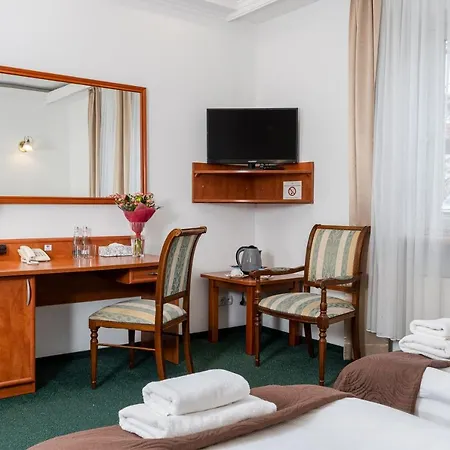 Artur Hotel 3*