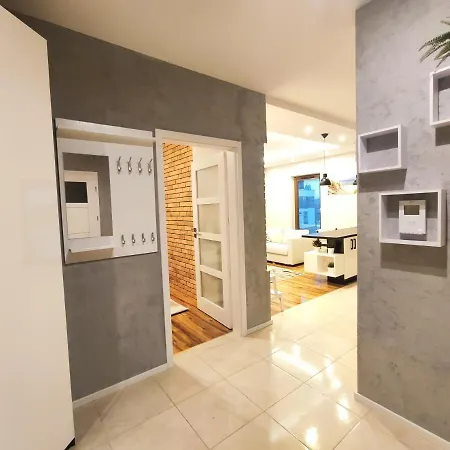Szafrana 5b By Homeprime Kraków