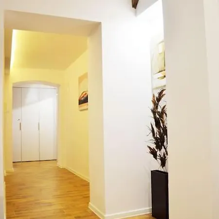 Old Town Neighborhood / Stefana Batorego Street Apartment Krakow