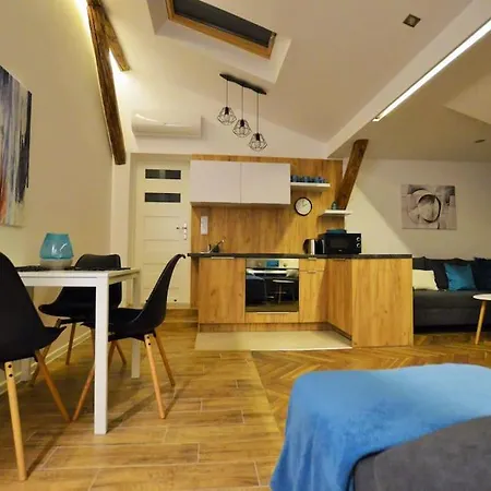 Apartment Old Town Neighborhood / Stefana Batorego Street Krakow