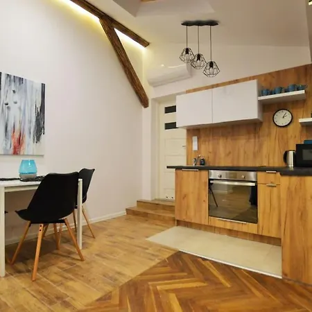 Apartment Old Town Neighborhood / Stefana Batorego Street Krakow