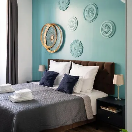 Luxe Living Castle View Apartment Krakow