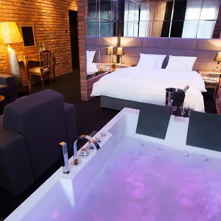 Otel Betmanowska Main Square Adults Only 4*
