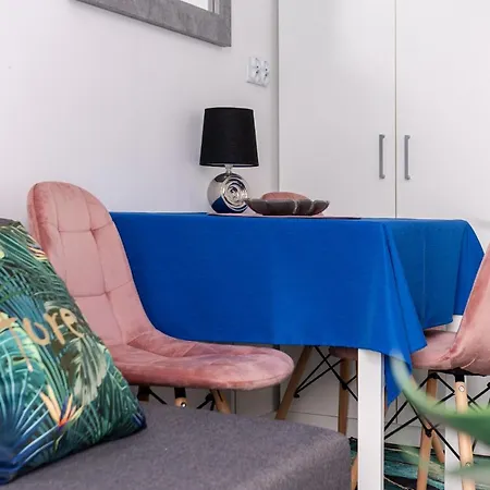 Apartment Apartament Kolorowe Balkony Czyzewskiego 3 *