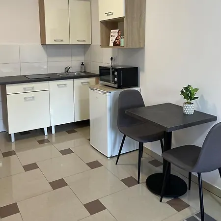 Apartment Bubble *