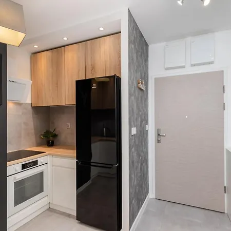 Apartament Kolorowe Balkony Czyzewskiego 3 Apartment Krakow