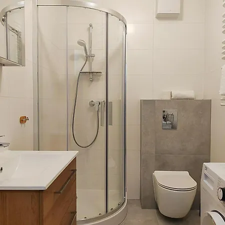 Apartament Hugo Eden *