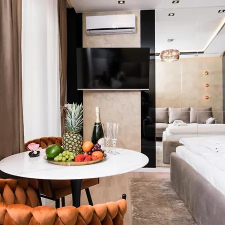 Salomea Krakow, Stary Kazimierz, Tauron Arena Apartment