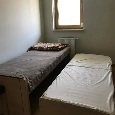 Nowa Huta Apartman *