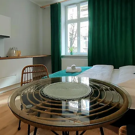 Hugo Eden Apartament *