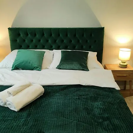 Hugo Eden Apartament