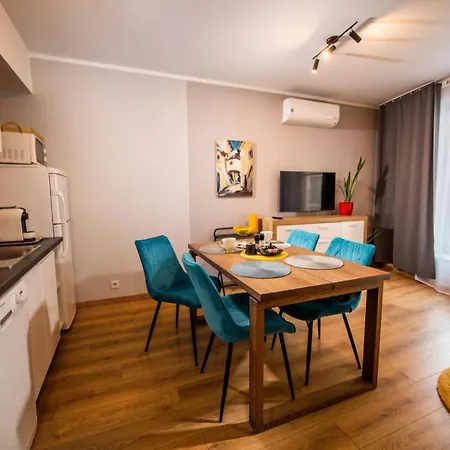 Miodowa 42 Z Miejscem Parkingowym Apartment