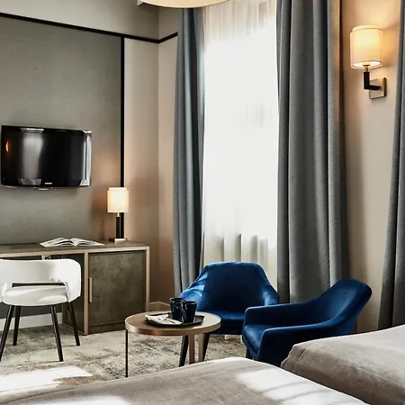 Unicus Old Town - Destigo Hotel 4*
