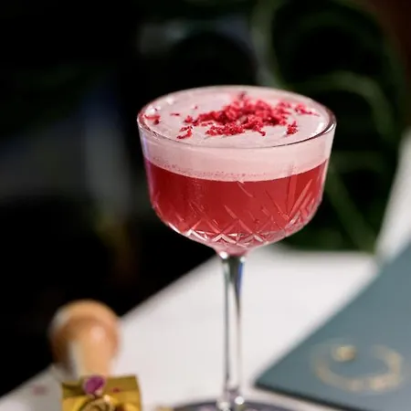 Saski Curio Collection By Hilton Hotel 5*