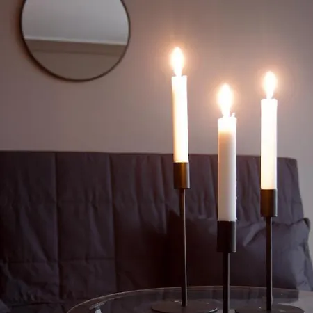 4 Couples & 4 Friends Nocleg ze śniadaniem 2*