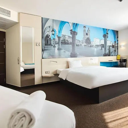 Hotel Centrum 2*