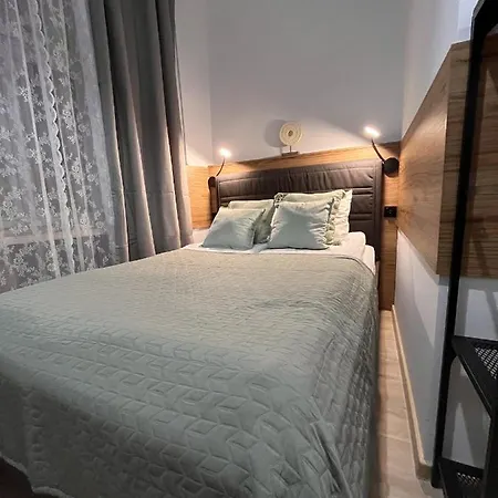 Aparthotel Amber Guest 2*