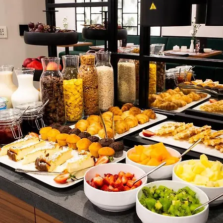 Ascot Premium Hotel