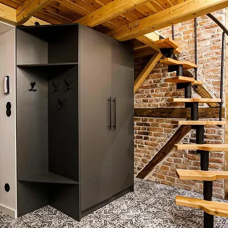Charming With Air Conditioning, Old Town & Kazimierz Apartment Krakau