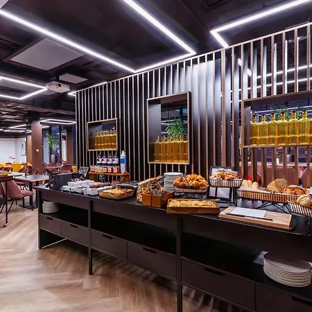 Ξενοδοχείο Leonardo Boutique Old Town 3*