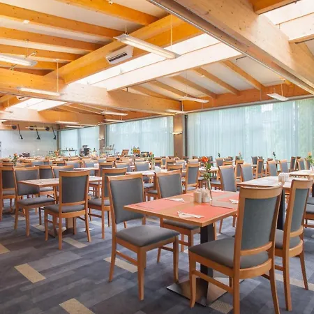 Premier 2 Hotel 4*