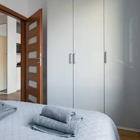 Apartment Modern And Comfortable With A Bedroom Krakow