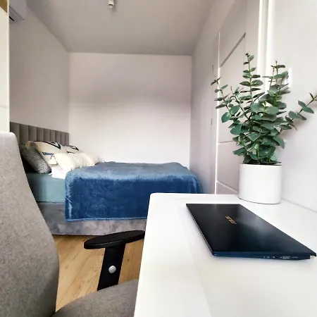 Mogilska 120d By Homeprime Apartment *