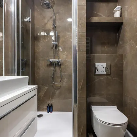 Tyzenhauz Rakowicka Street Apartment Krakow