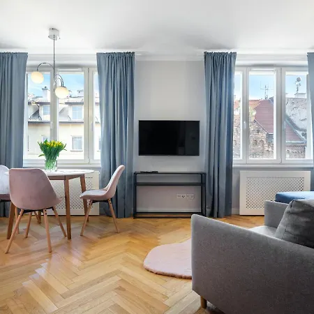 Tyzenhauz Rakowicka Street Apartment